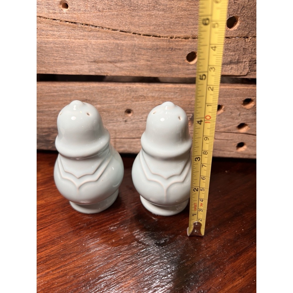 Pfaltzgraff Gazebo Blue Teal Salt And Pepper Shakers Dinnerware cottage core